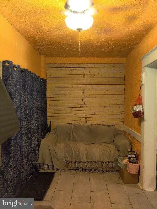 926 Marshall Rd, Sharon Hill, PA 19079 - photo 4