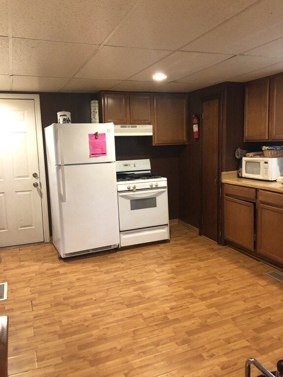 797 Charles St, Fall River, MA 02724 - photo 3