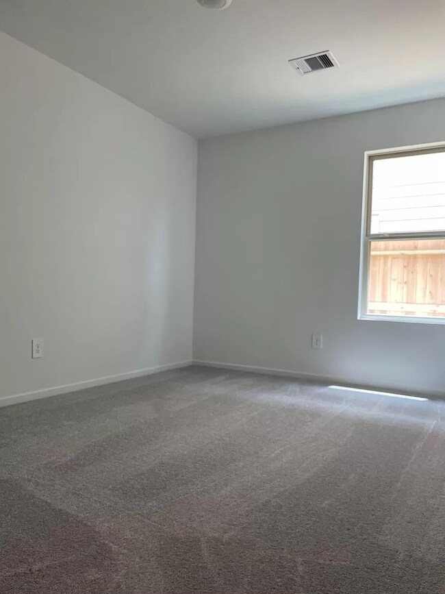 17806 Grove Hill Dr, Hockley, TX 77447 - photo 5