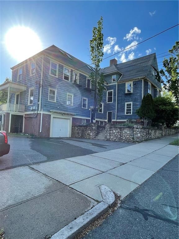 182 Adelaide Ave unit 4, Providence, RI 02907 - photo 2