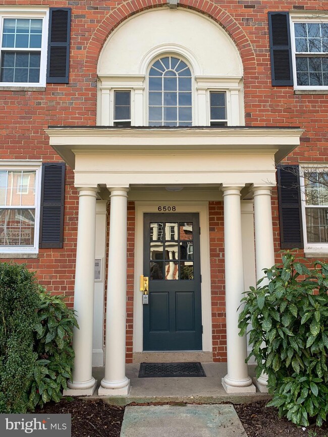 6508 Boulevard View unit A1, Alexandria, VA 22307 - photo 3