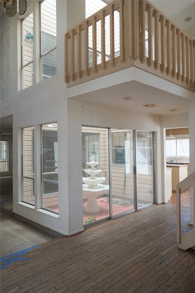 7818 Antoine Dr, Houston, TX 77088 - photo 2