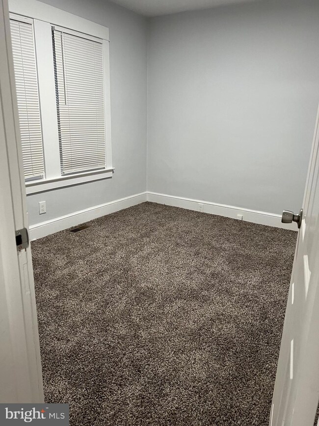 710 S 2nd St, Millville, NJ 08332 - photo 5