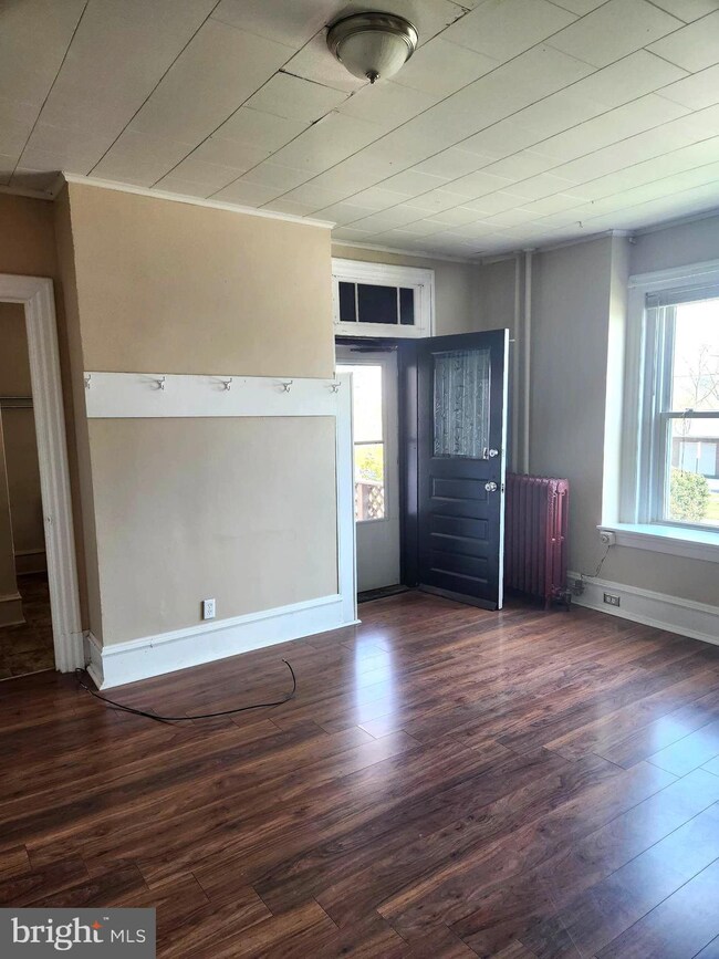 201 Bridge St unit 4, Spring City, PA 19475 - photo 4