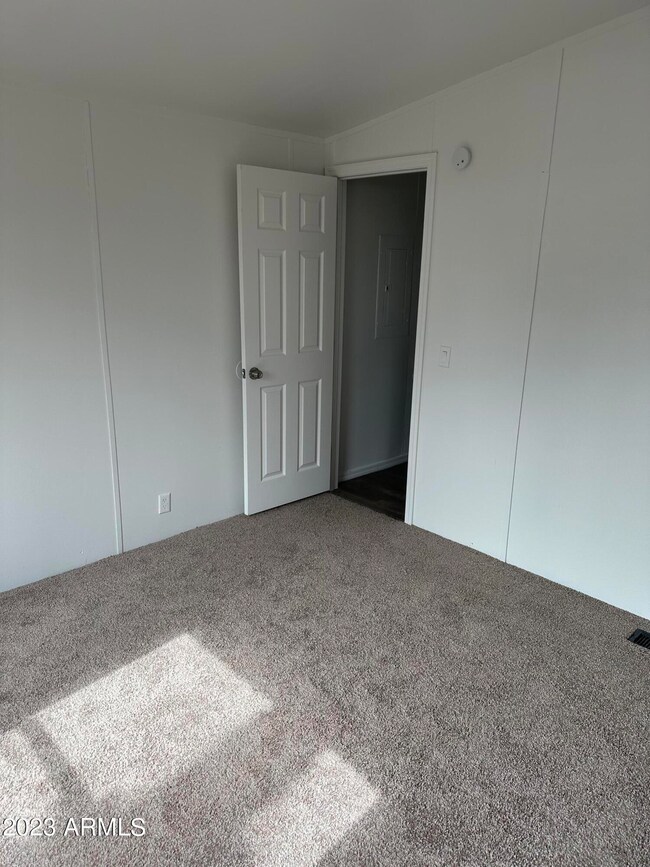 5601 W Missouri Ave unit 109, Glen Dale, AZ 85301 - photo 7