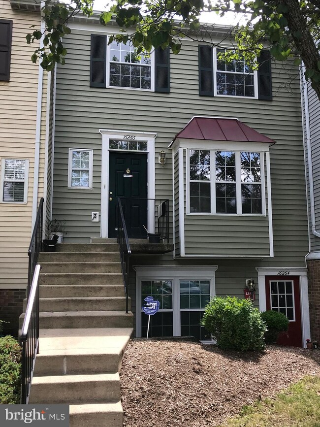 16266 Taconic Cir unit 106D, Dumfries, VA 22025 - photo 3