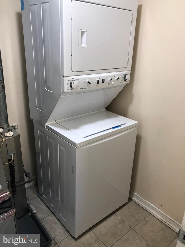 514 N Collington Ave, Baltimore, MD 21205 - photo 6