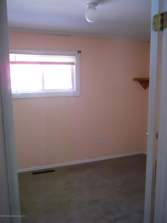 619 Pershing St, Craig, CO 81625 - photo 5