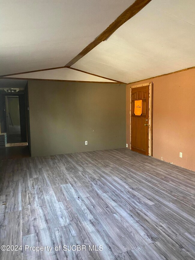 3CF765D9-69FB-4329-8249-EE26E42BB38F