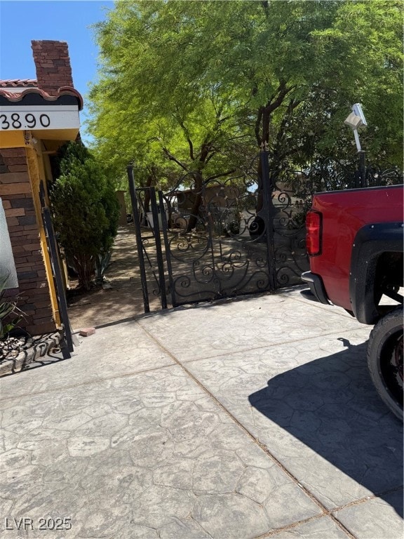 3890 Mountain Trail, Las Vegas, NV 89108 - photo 2