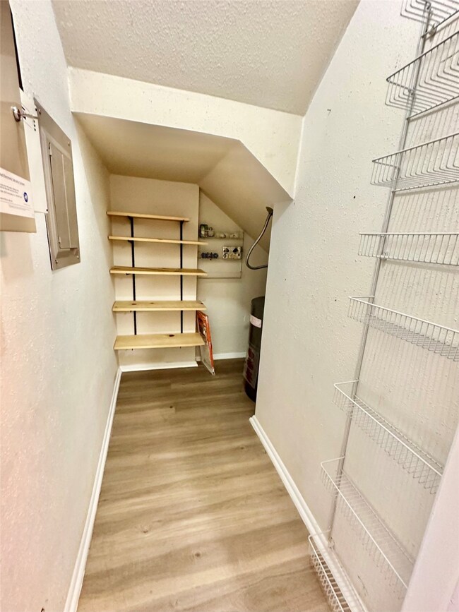 4028 Laura Leigh Dr, Friendswood, TX 77546 - photo 7