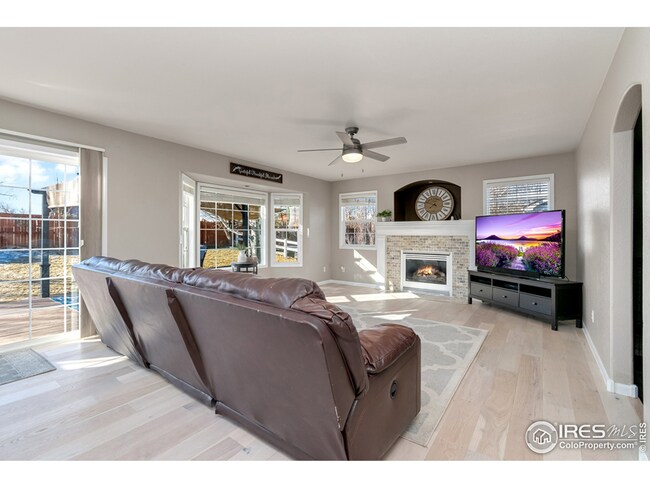 Family Room w/ Gas Fireplace