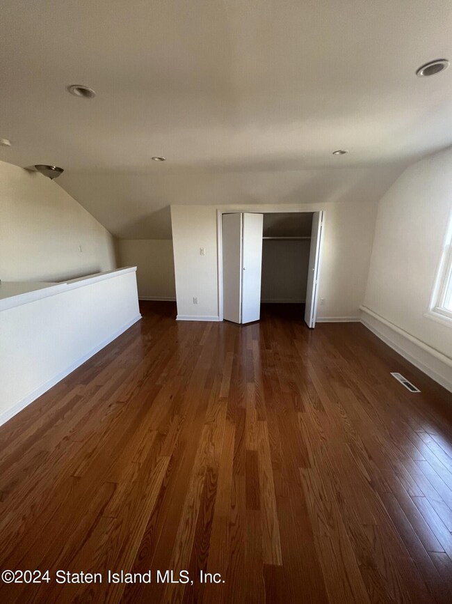 45 Seaview Ave unit 2, Staten Island, NY 10304 - photo 5