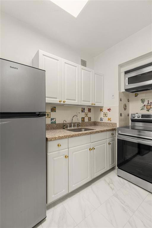 Seaport South Apartments, New York, NY 10005 - photo 6