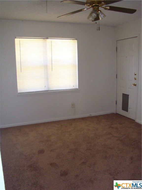 305 Oak St, Copperas Cove, TX 76522 - photo 7