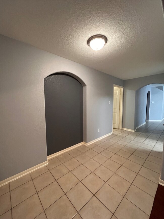 2510 Hidden Park Ln, Conroe, TX 77385 - photo 6