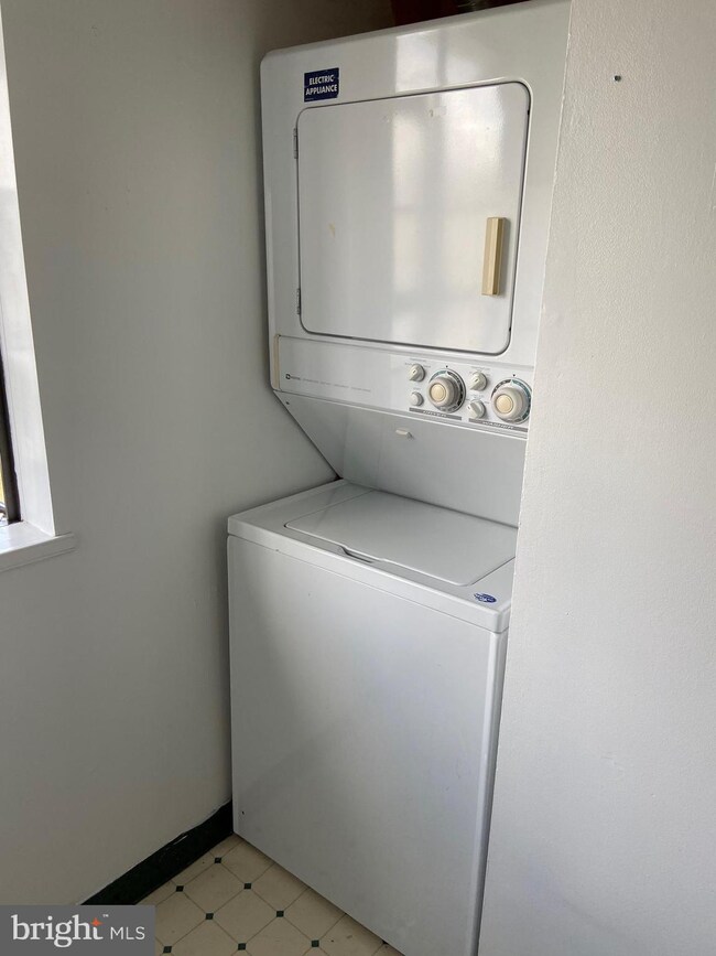 556B Willow Turn, Mount Laurel, NJ 08054 - photo 3