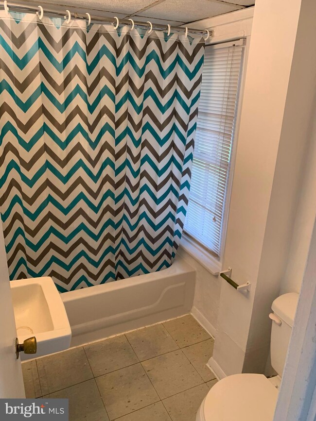 2152 Farmington Ave unit B, Boyertown, PA 19512 - photo 7