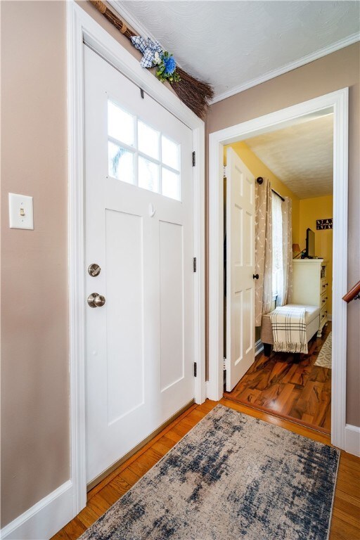 22 Deacon Ave, Warwick, RI 02886 - photo 4