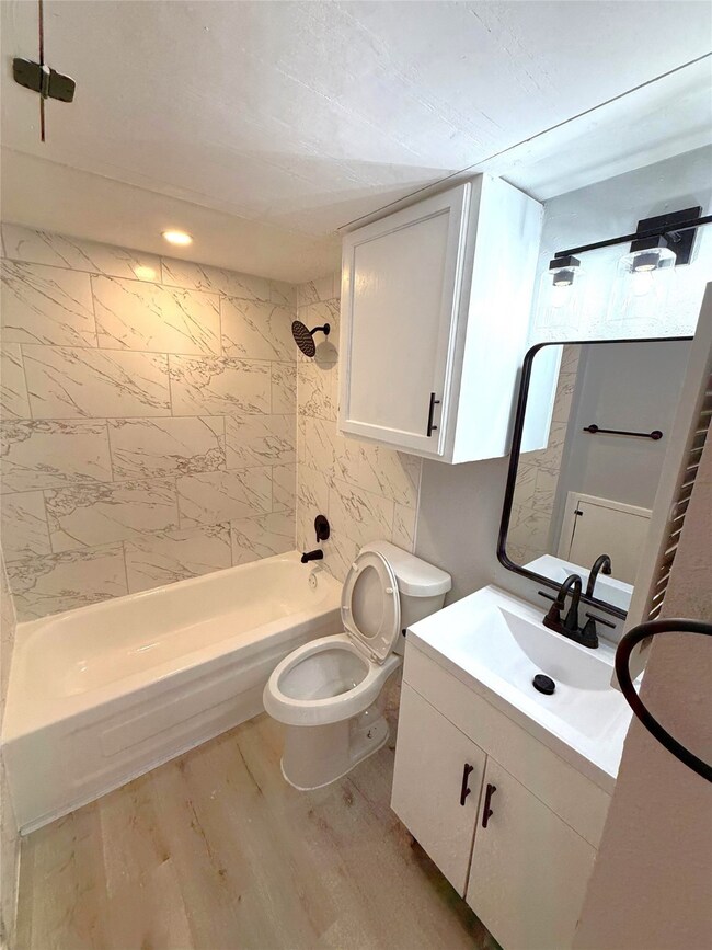 9801 Walnut St unit A212, Dallas, TX 75243 - photo 6