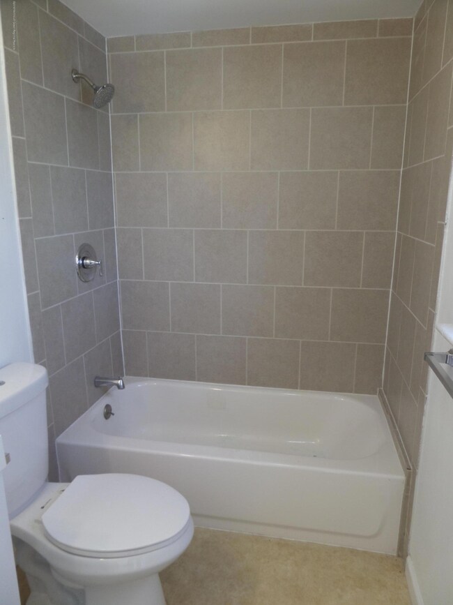 1311 8th Ave unit 2, Neptune, NJ 07753 - photo 4