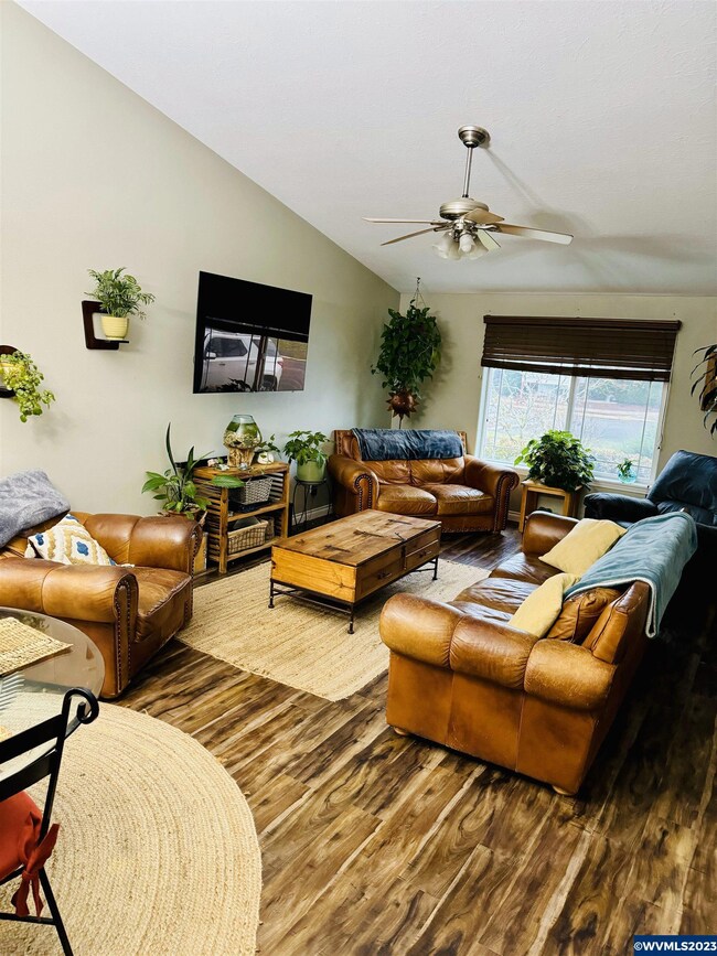 1509 Briar Rd, Independence, OR 97351 - photo 6