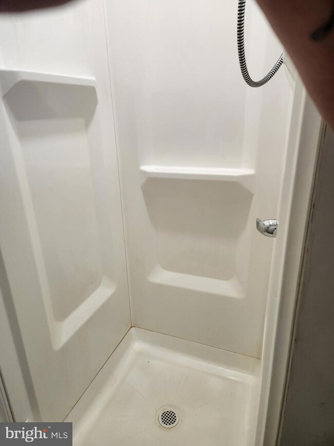 9349 Valley Rd unit 104, Berkeley Springs, WV 25411 - photo 5