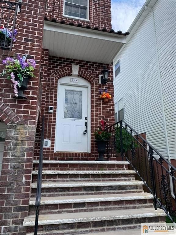 728 Linden Ave unit 2, Elizabeth, NJ 07202 - photo 2