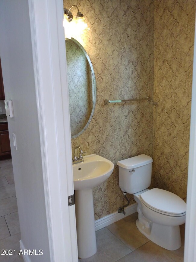 Oakland Downstairs Half Bath