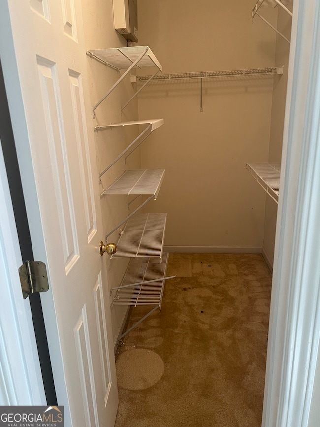 Walk In Closet