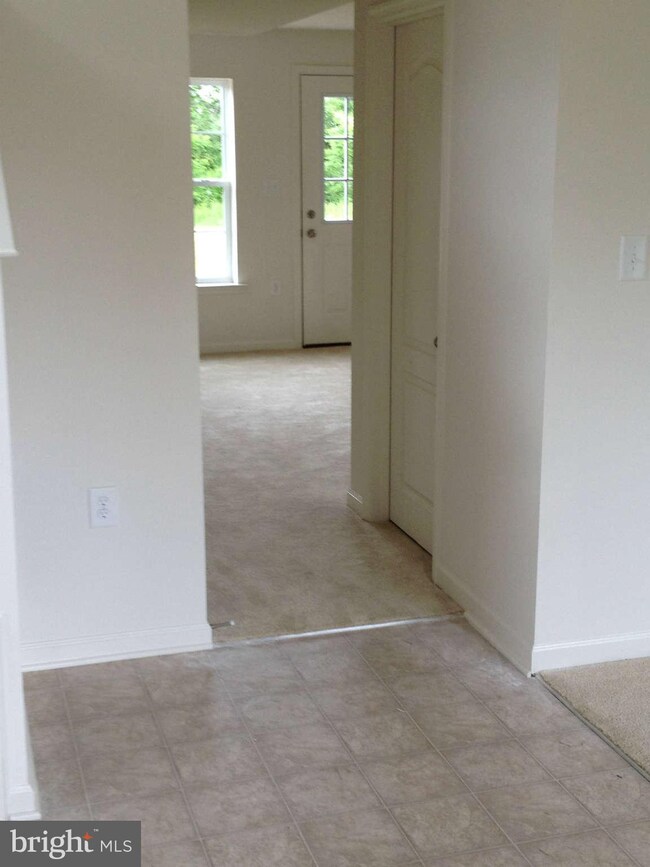 0 Lieutenant Ct unit 1004212126, Bunker Hill, WV 25413 - photo 4