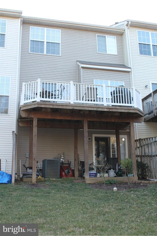 157 Oxbow Dr, Strasburg, VA 22657 - photo 2