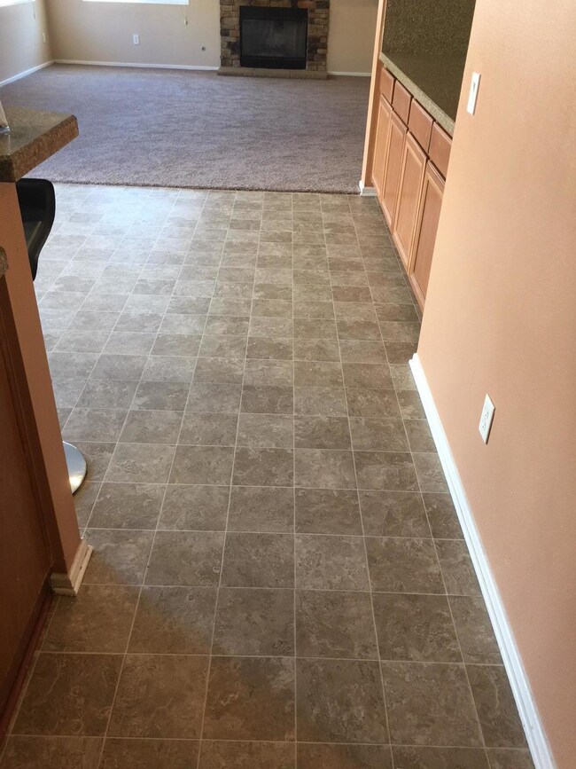 37666 Segovia Way, Palmdale, CA 93552 - photo 5