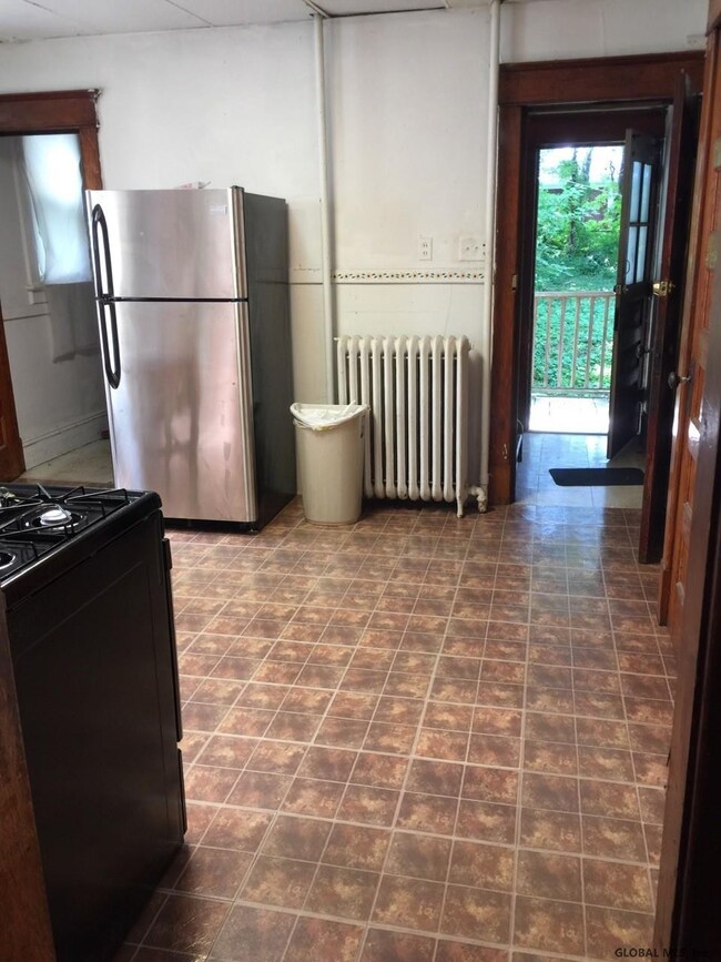 34 Besch Ave, Albany, NY 12209 - photo 5