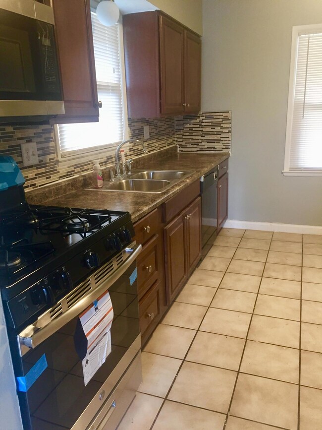 2255 Fenton St, Columbus, OH 43224 - photo 4