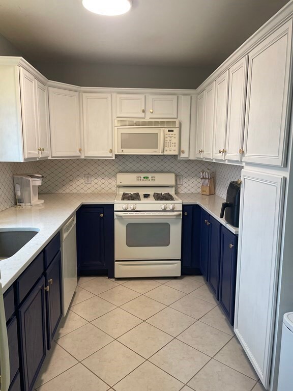 11 Railroad Ave unit B3, Salisbury, MA 01952 - photo 5