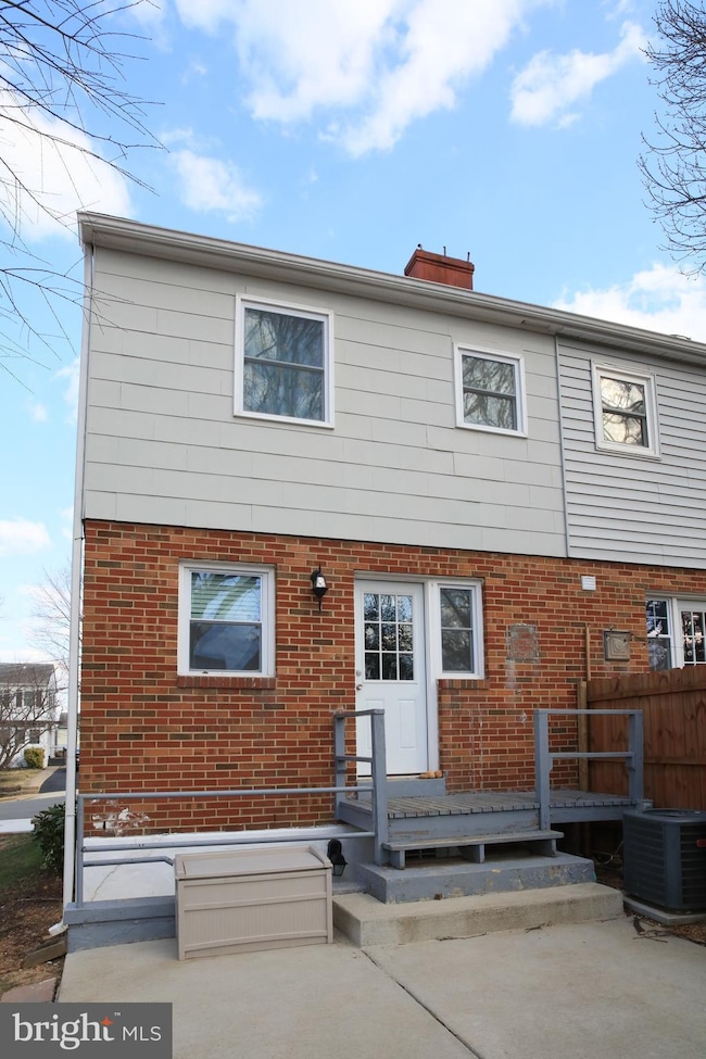 6912 Westhampton Dr, Alexandria, VA 22307 - photo 2