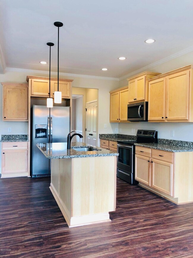 516 Gardenia Ln, Gray, GA 31032 - photo 5