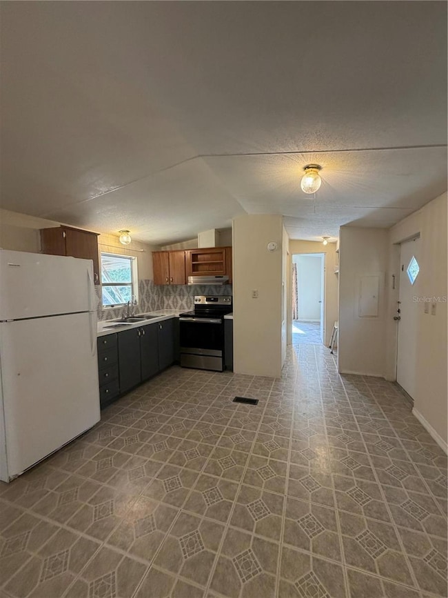 15710 NE 233rd Place, Fort McCoy, FL 32134 - photo 4