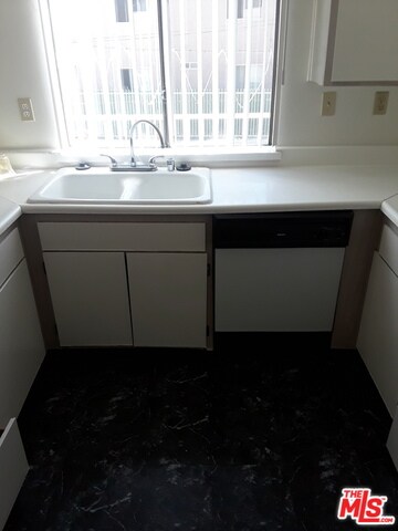 2129 Crenshaw Blvd unit 3, Los Angeles, CA 90016 - photo 3