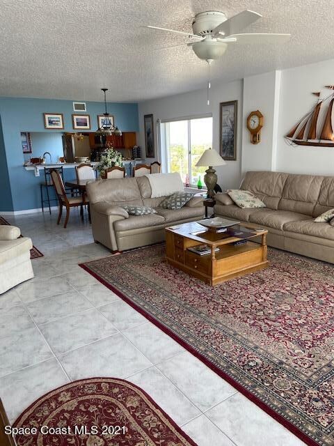 Living Room Facing Kitchen