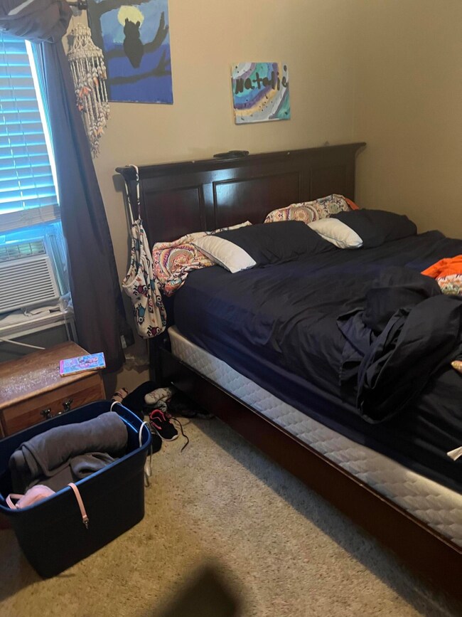 1306 Lewison Ave NE, Grand Rapids, MI 49505 - photo 3