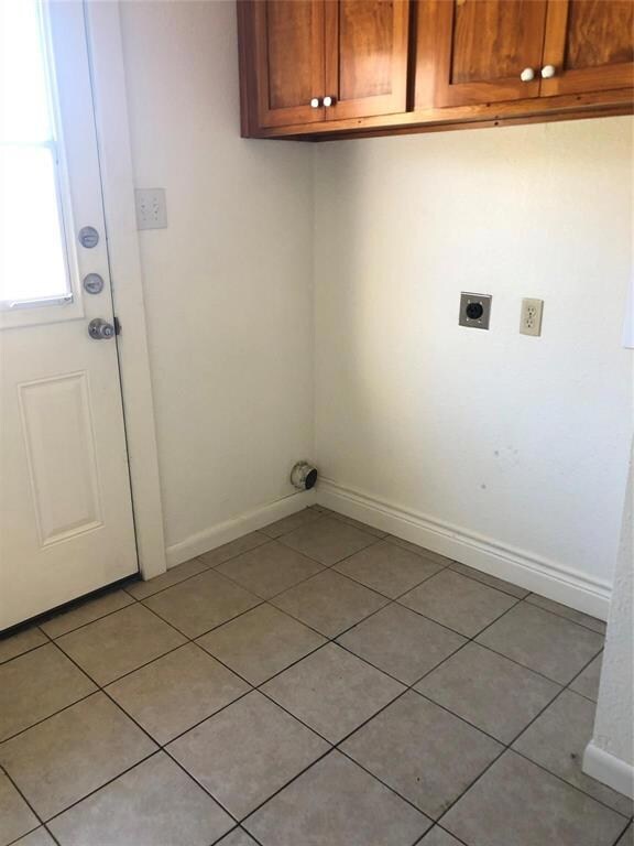 406 Erie St, Cleburne, TX 76031 - photo 4