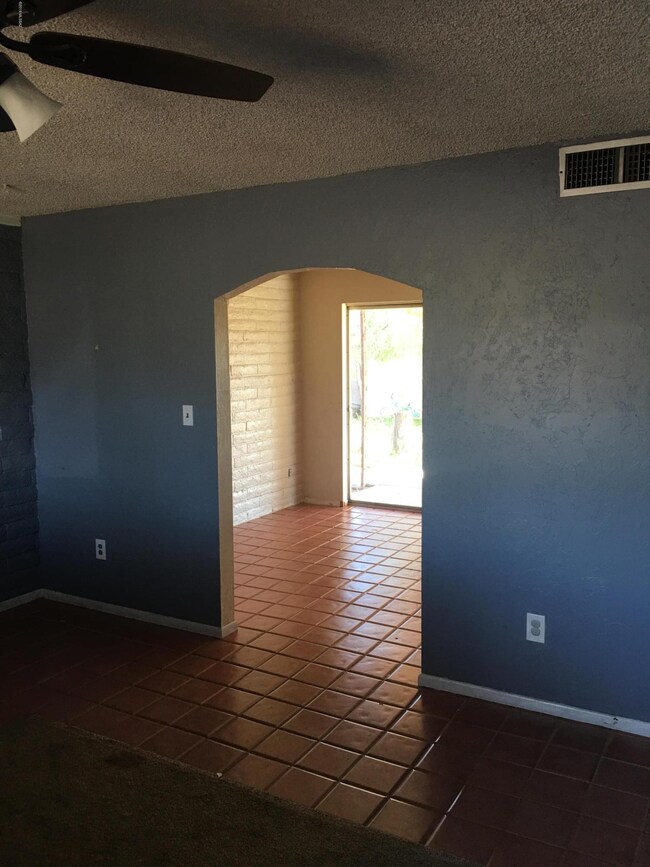 Living room to kitchen dining