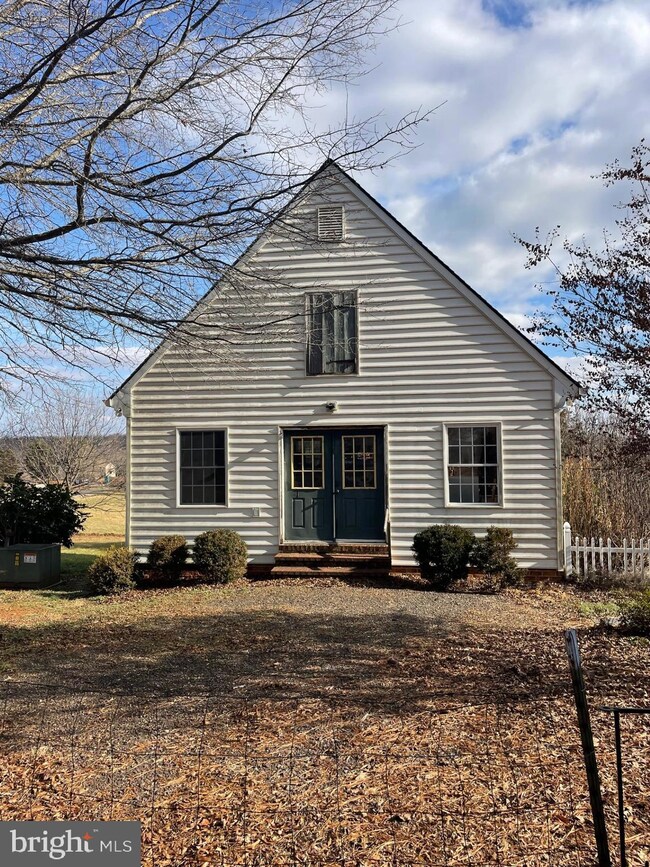 702 Meander Run Rd, Locust Dale, VA 22948 - photo 4