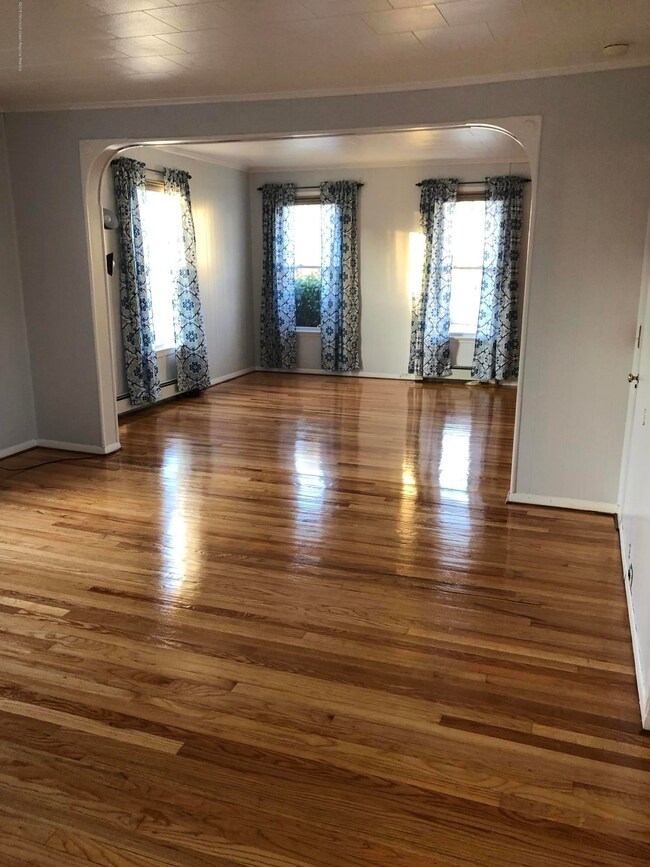 24 NW First St, Keyport, NJ 07735 - photo 2