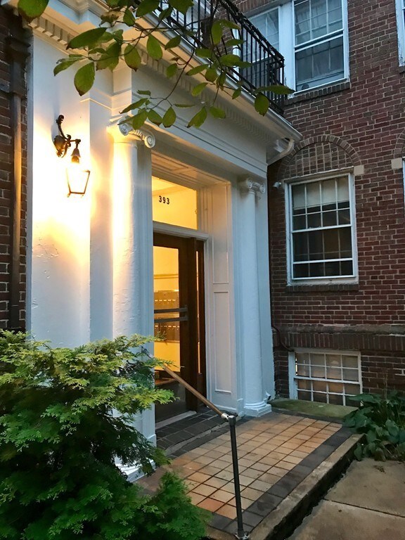 393 Broadway unit 25, Cambridge, MA 02139 - photo 2