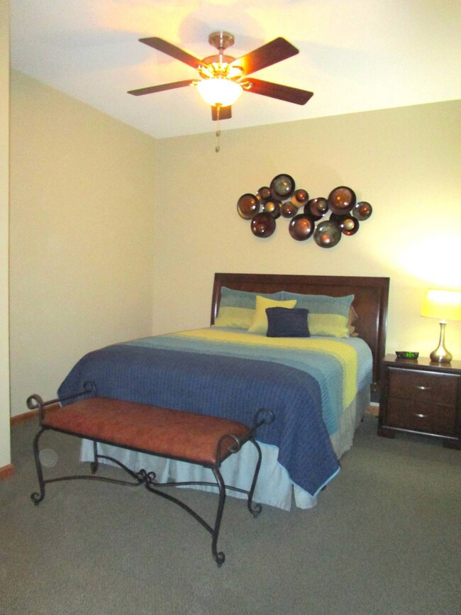 1600 W Main St, Carmi, IL 62821 - photo 5