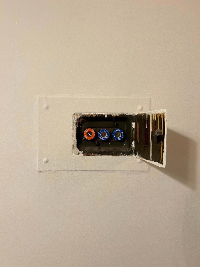 163-86 17th Ave unit 4-113, Whitestone, NY 11357 - photo 5