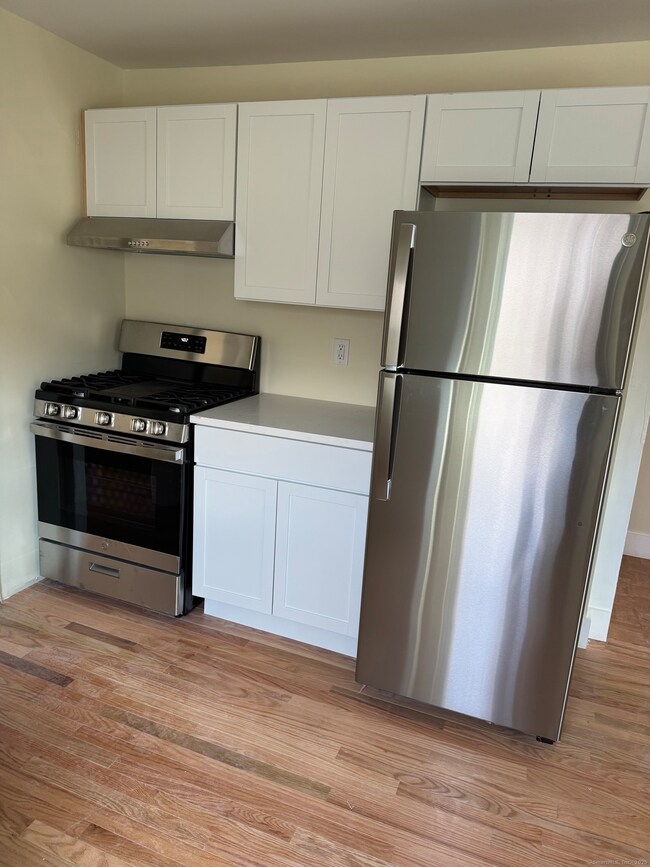 52 Pearl St unit 3, New Haven, CT 06511 - photo 2